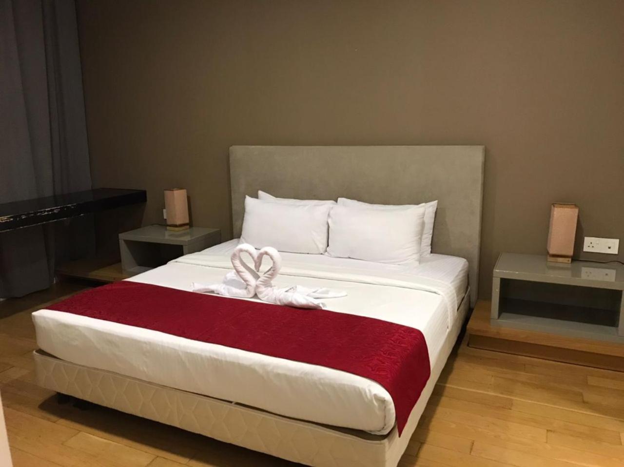 קואלה לומפור Klcc Beyond Hospitality Suites Platinum מראה חיצוני תמונה